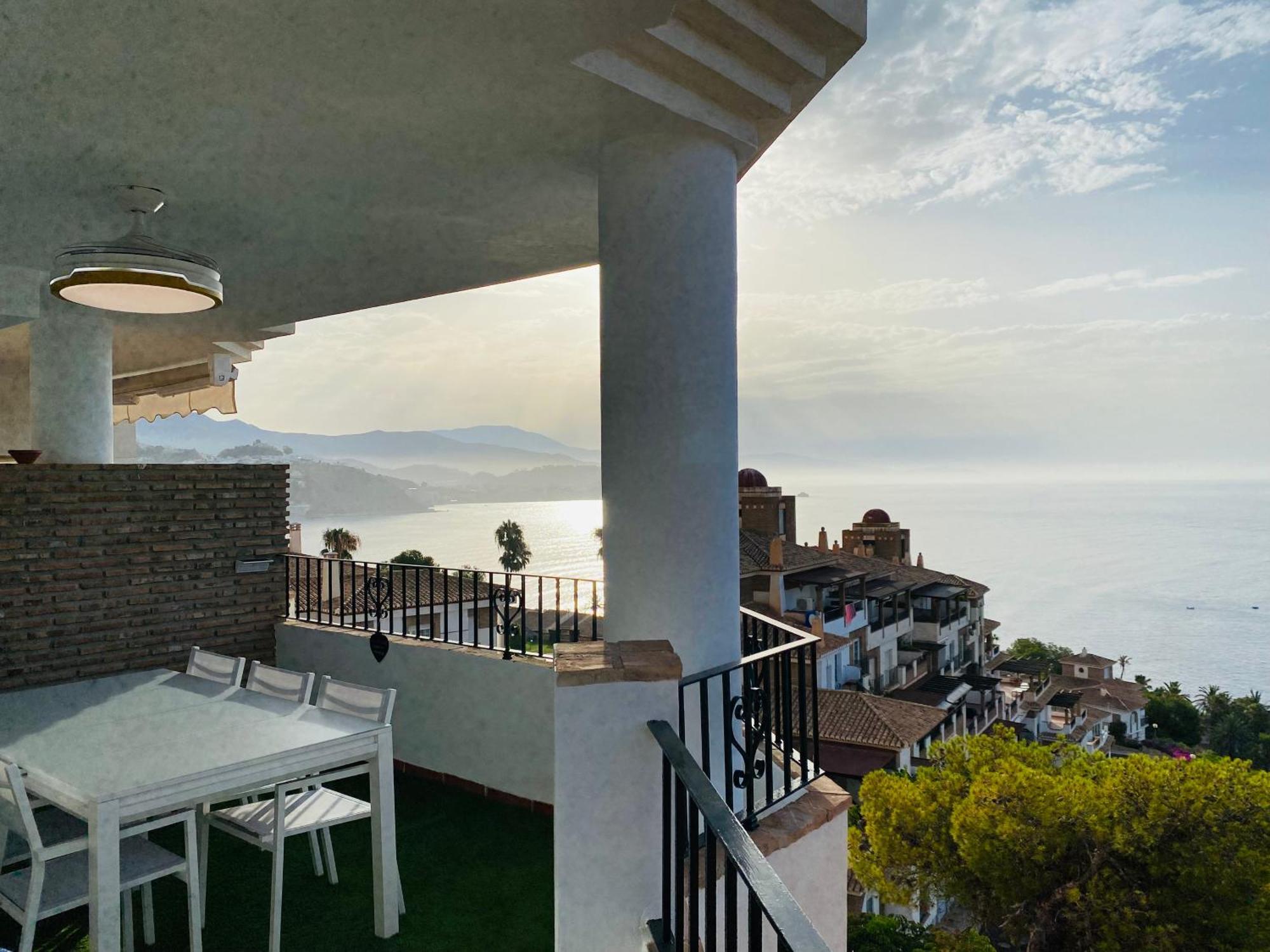 Jardines De Adnania En Marina Del Este Con Vista Al Mar Ada La Herradura  Εξωτερικό φωτογραφία